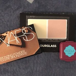 Benefit HOOLA Bronzing powder